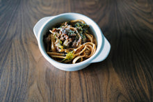 Load image into Gallery viewer, Linguine with Italian Sausage