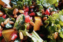 Load image into Gallery viewer, Kale Salad